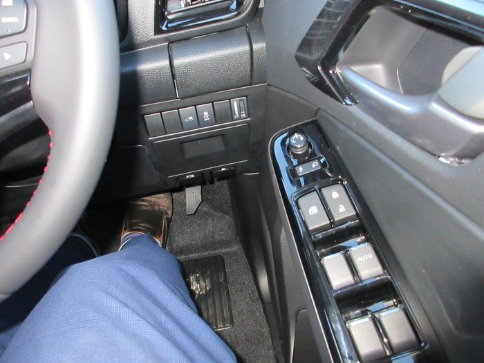 2025 Isuzu D-MAX X-TERRAIN