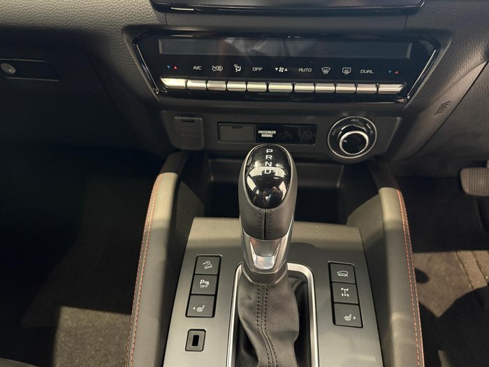 2025 Mazda BT-50 SP