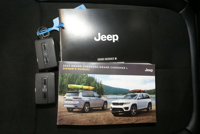 2023 Jeep Grand Cherokee Night Eagle