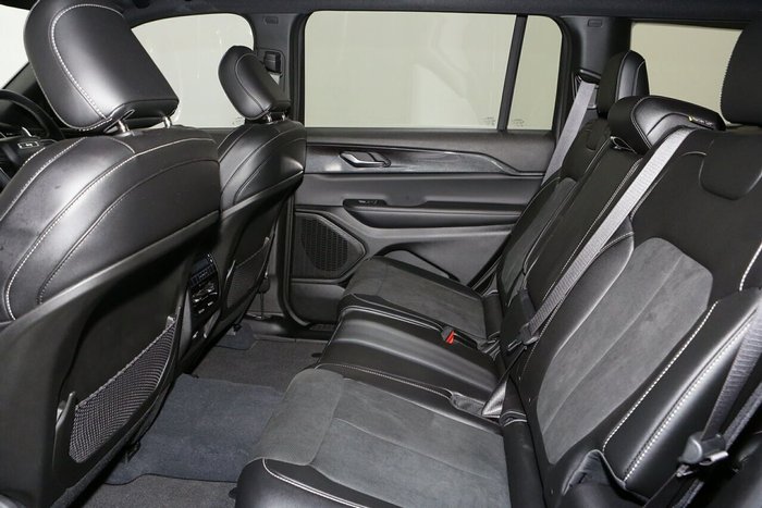 2023 Jeep Grand Cherokee Night Eagle