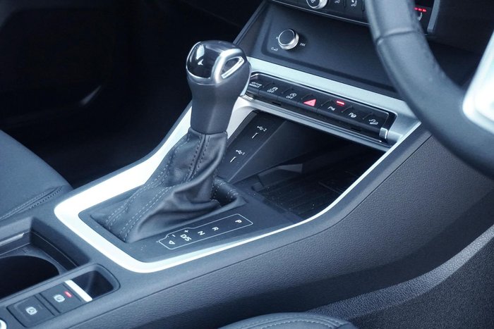 2025 Audi Q3 40 TFSI