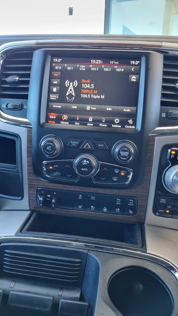 2020 RAM 1500 Laramie RamBox