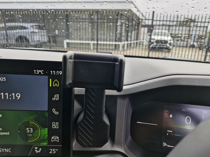 2025 Renault Duster Techno