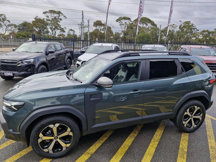 2025 Renault Duster Techno