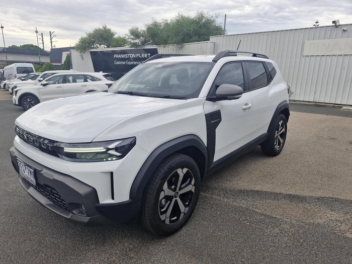 2025 Renault Duster Techno