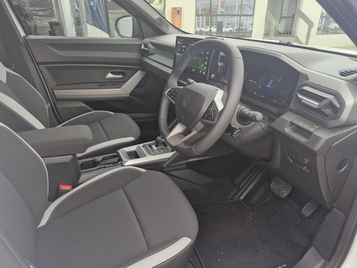 2025 Renault Duster Techno