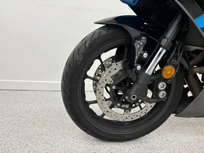 2024 YAMAHA YZF-R7LA grey