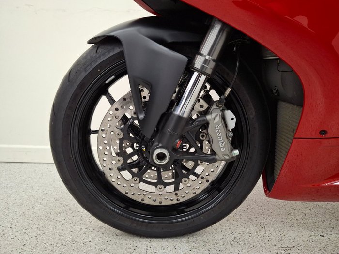 2024 DUCATI PANIGALE V2 Red