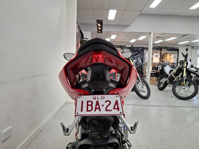 2024 DUCATI PANIGALE V2 Red