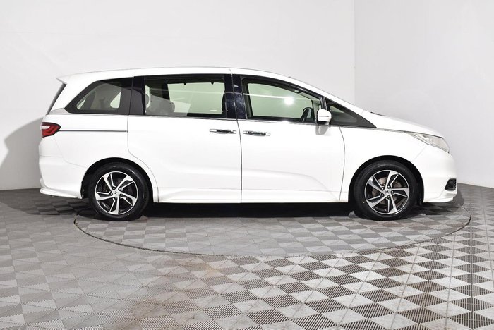 2015 Honda Odyssey VTi-L
