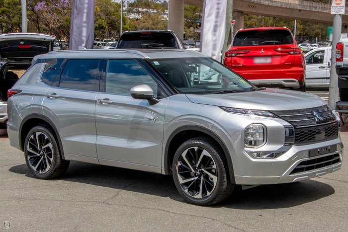 2024 Mitsubishi Outlander PHEV Exceed