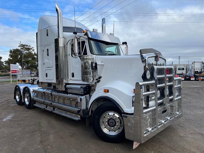 2013 Kenworth T909