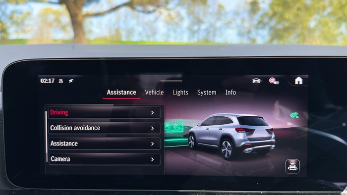 2025 Mercedes-Benz GLA-Class GLA250 e with EQ hybrid technology