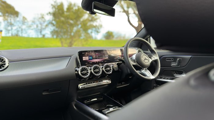 2025 Mercedes-Benz GLA-Class GLA250 e with EQ hybrid technology