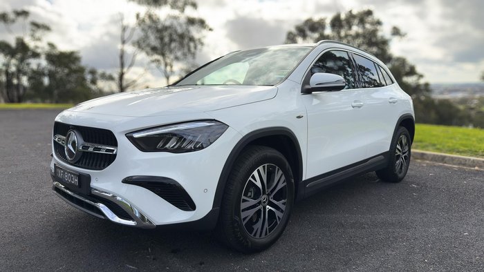 2025 Mercedes-Benz GLA-Class GLA250 e with EQ hybrid technology