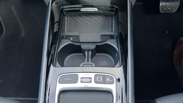 2025 Mercedes-Benz GLA-Class GLA250 e with EQ hybrid technology