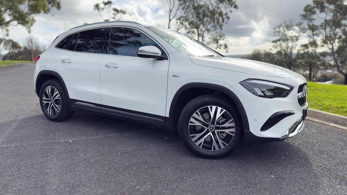 2025 Mercedes-Benz GLA-Class GLA250 e with EQ hybrid technology H247