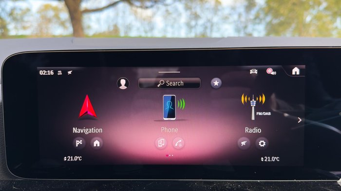 2025 Mercedes-Benz GLA-Class GLA250 e with EQ hybrid technology