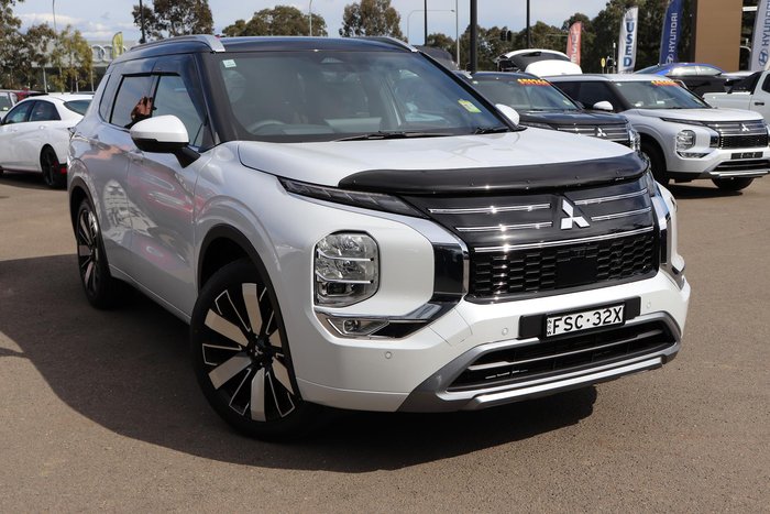 2025 Mitsubishi Outlander Exceed Tourer