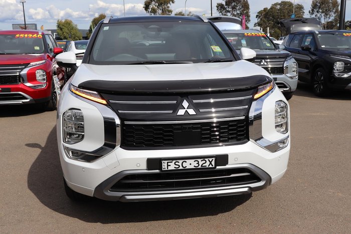 2025 Mitsubishi Outlander Exceed Tourer