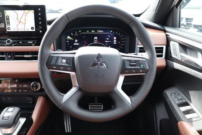 2025 Mitsubishi Outlander Exceed Tourer