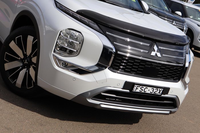 2025 Mitsubishi Outlander Exceed Tourer