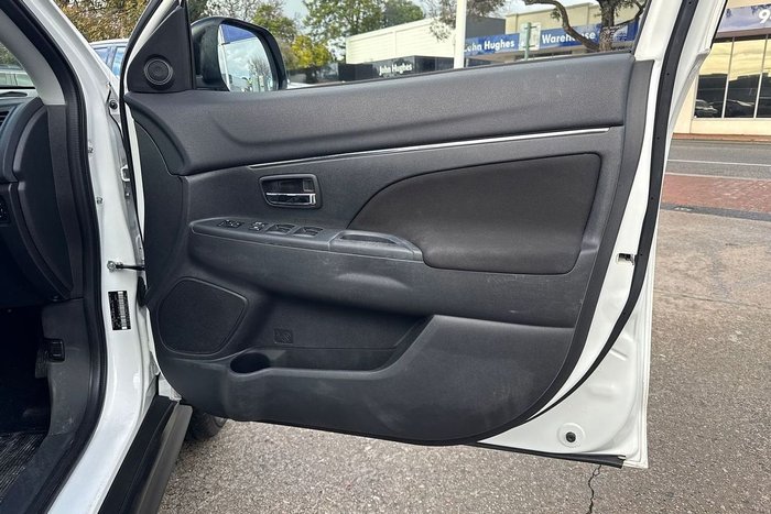 2019 Mitsubishi ASX ES