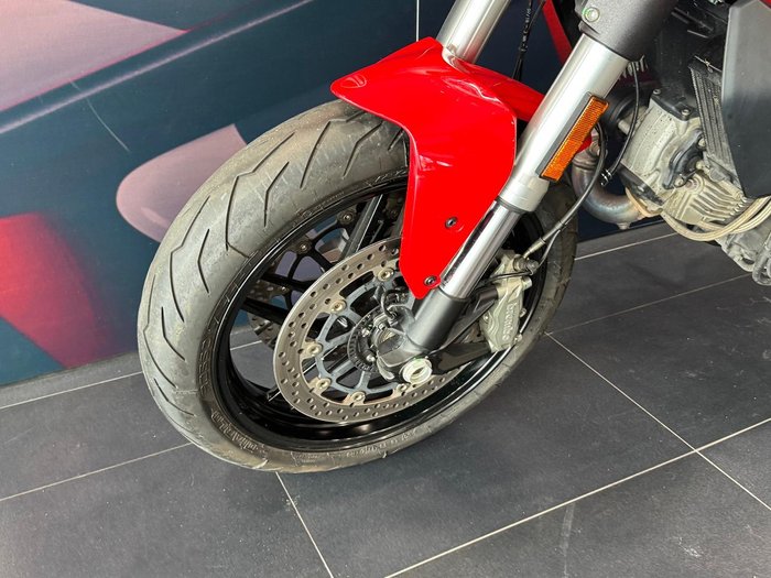 2019 Ducati Monster 659 ABS Monster Red