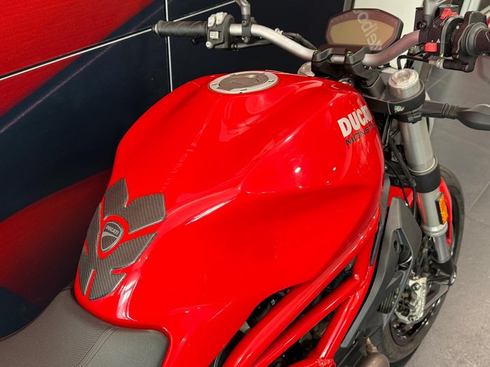 2019 Ducati Monster 659 ABS Monster Red