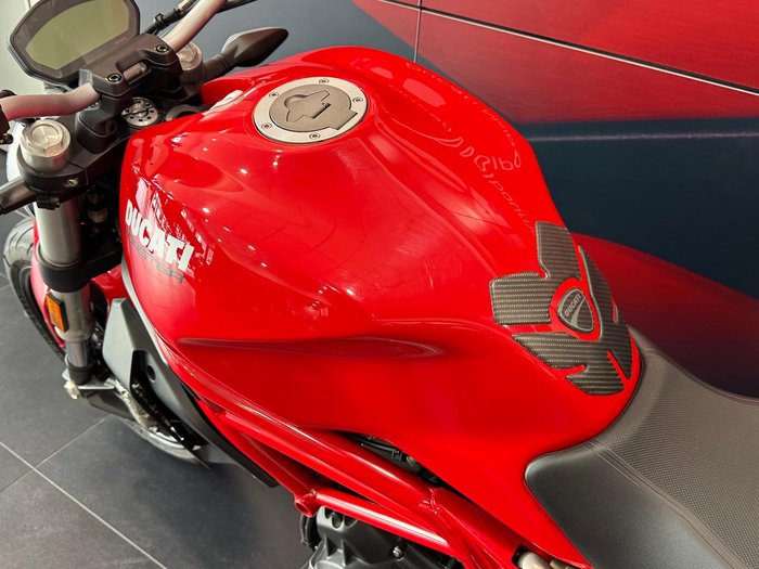 2019 Ducati Monster 659 ABS Monster Red