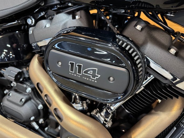 2021 Harley-davidson FXFBS FAT BOB (114) BLACK