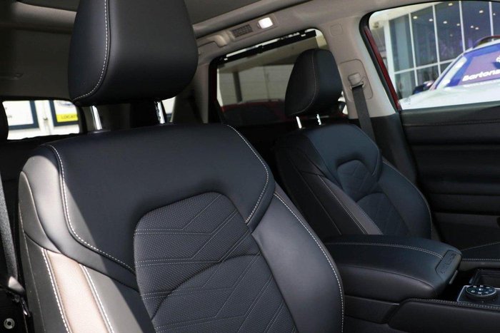 2024 Nissan Pathfinder Ti-L R53 MY24 4X4 On Demand Scarlet Ember/Super Black