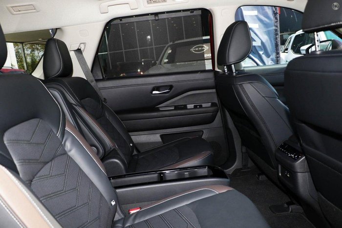 2024 Nissan Pathfinder Ti-L R53 MY24 4X4 On Demand Scarlet Ember/Super Black