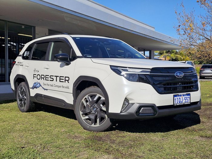 2025 Subaru Forester Touring S6 MY26 AWD Crystal White