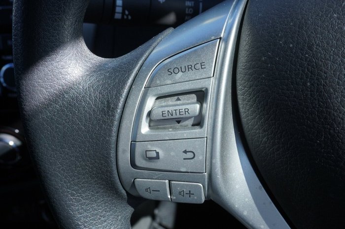2020 Nissan Navara SL