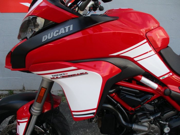 2016 DUCATI MULTISTRADA ENDURO RED