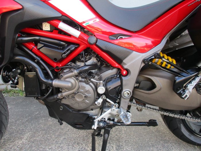 2016 DUCATI MULTISTRADA ENDURO RED