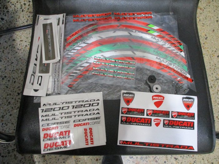 2016 DUCATI MULTISTRADA ENDURO RED