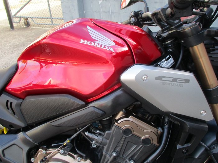 2019 Honda CB650R RED