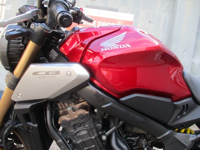 2019 Honda CB650R RED