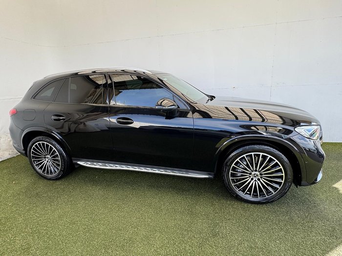 2023 Mercedes-Benz GLC-Class GLC300