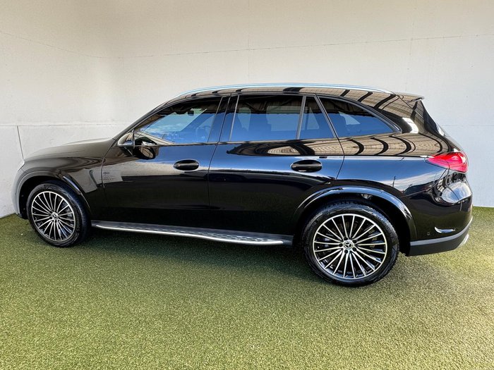 2023 Mercedes-Benz GLC-Class GLC300