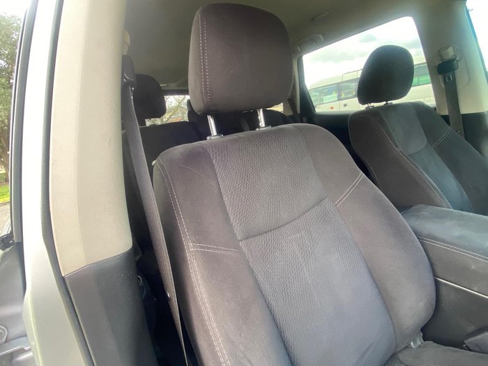 2013 Nissan Pathfinder ST R52 MY14 Brilliant Silver
