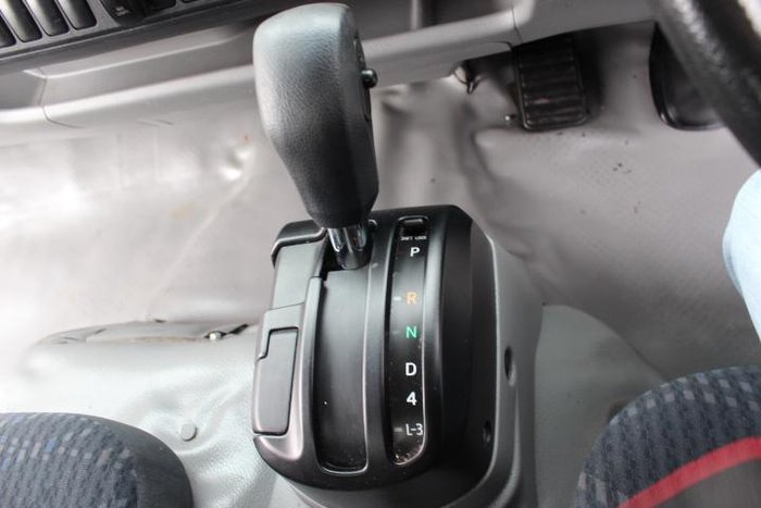 2019 Hino 616 Automatic 616 AUTO WHITE