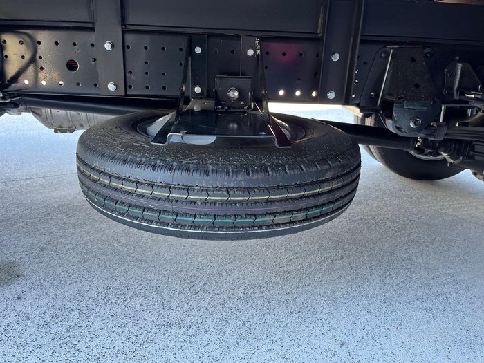 2025 Hino 300 Series 616 White