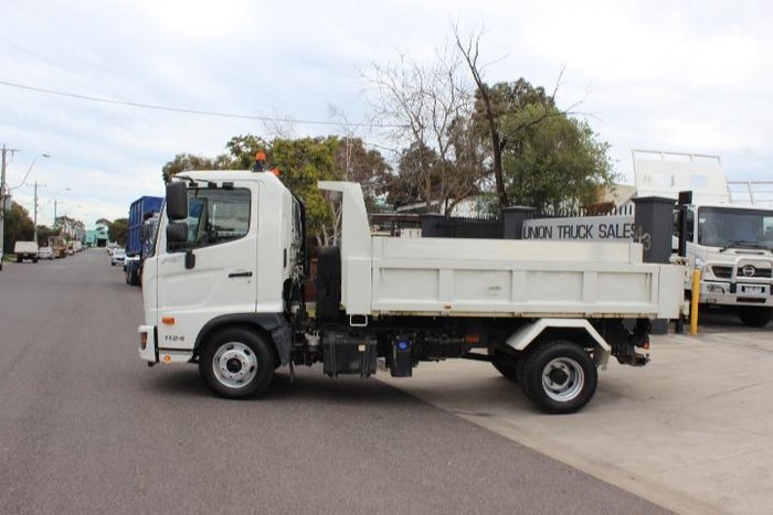 2019 Hino 500 Series FC1124 Tipper WHITE