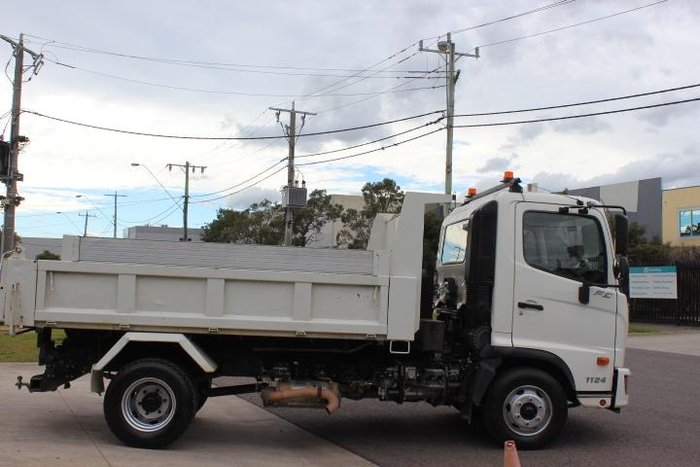 2019 Hino 500 Series FC1124 Tipper WHITE