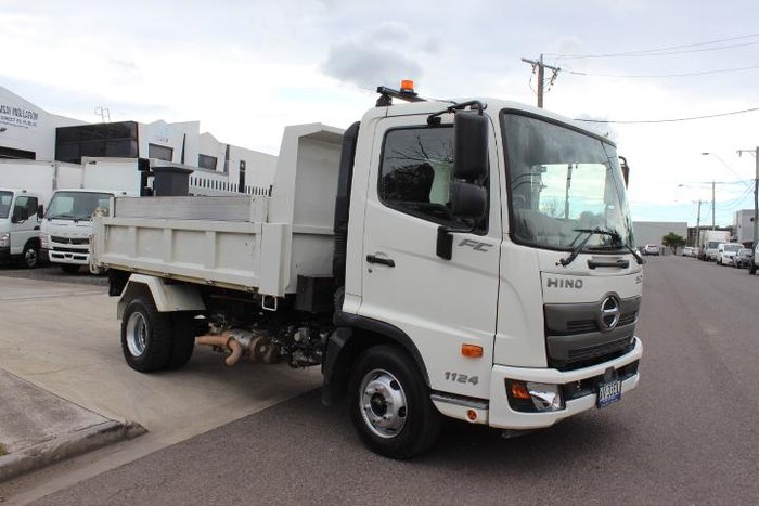 2019 Hino 500 Series FC1124 Tipper WHITE