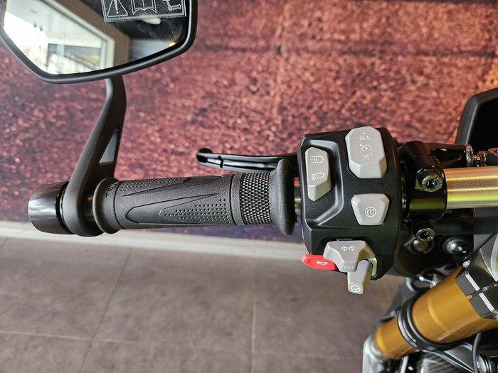 2025 Triumph Speed Triple RS 1200 Speed Triple Yellow