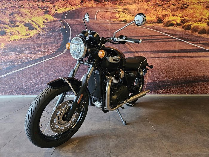 2025 Triumph Bonneville T100 (900cc) Bonneville Black